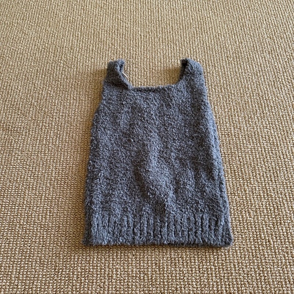 Skims Kid's Smoke Cozy Knit Scoop Neck Tank, Size 6/7 New